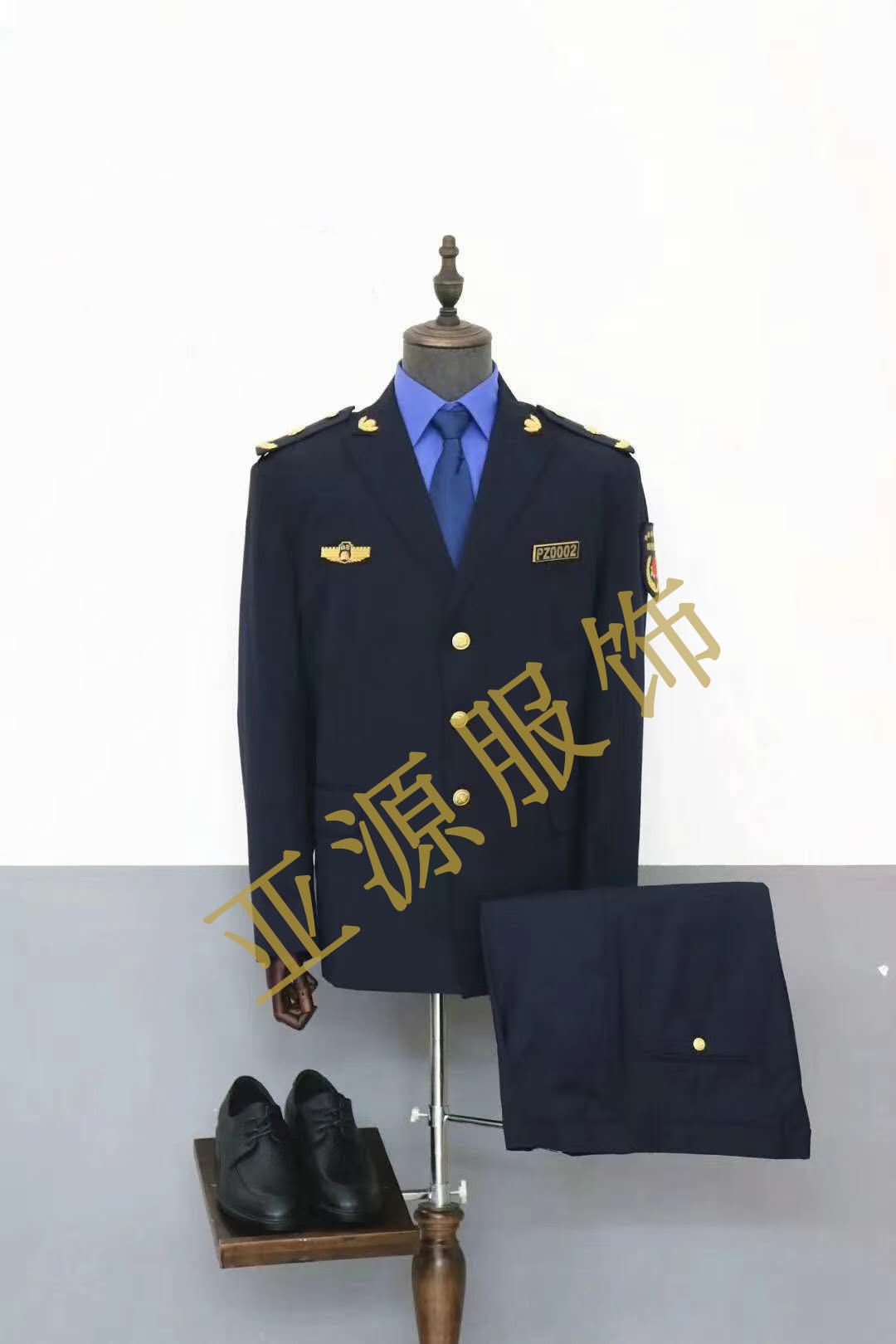 新城管春秋常服